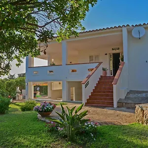  Bed and breakfast La Quercia Budoni, Tanaunella
